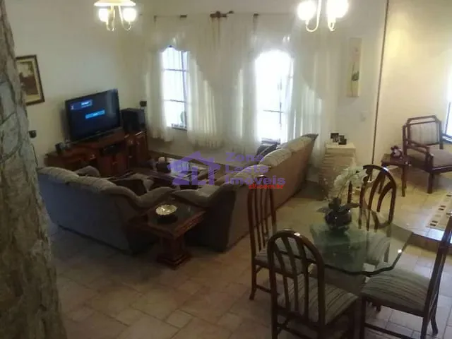 Sobrado com 200m² 4 quartos e 3 banheiros, à venda, no bairro Vila Santa Isabel em São Paulo
