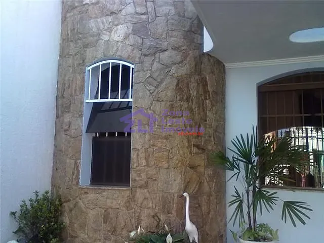 Sobrado com 200m² 4 quartos e 3 banheiros, à venda, no bairro Vila Santa Isabel em São Paulo