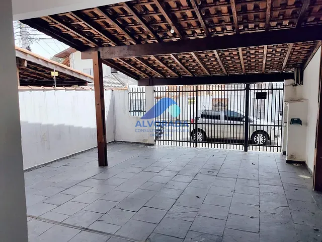 Sobrado 3 quartos e 2 banheiros, para alugar, no bairro Jardim Alvorada em São José dos Campos