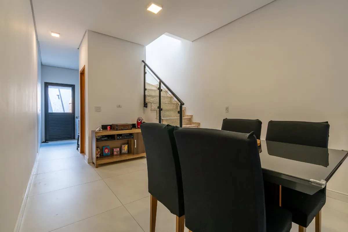 Sobrado para venda em Granja Julieta com 3 quartos, sendo 1 suíte, 86m²