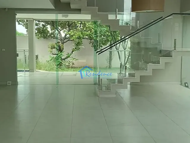 Sobrado com 525m² 4 quartos e 2 banheiros, para alugar, no bairro Jardim Dom Bosco em Indaiatuba