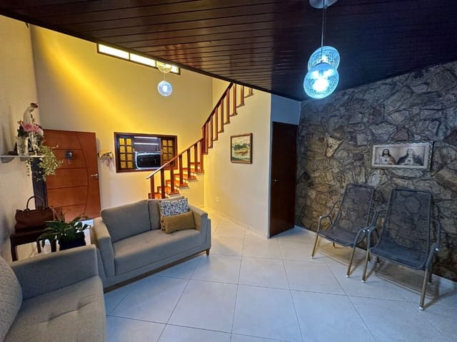 Foto do Sobrado - Sobrado com 3 dormitórios à venda, 223 m² por R$ 750.000,00 - Residencial Vista Linda - São José dos Campos/SP | RUSSI IMÓVEIS