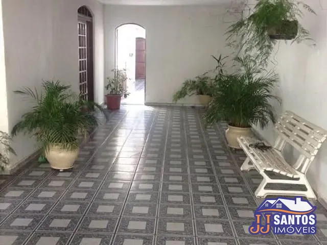Sobrado com 200m² 4 quartos e 2 banheiros, à venda, no bairro Vila Gomes Cardim em São Paulo