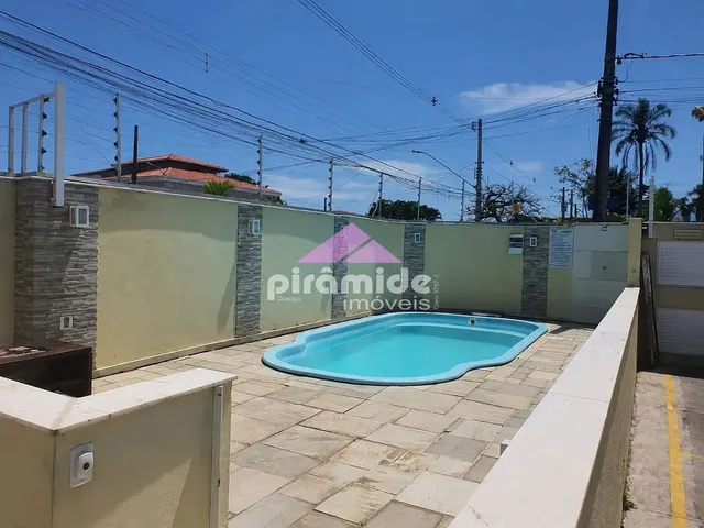 Sobrado com 10m² 2 quartos e 1 banheiro, à venda, no bairro Jardim Brasil em Caraguatatuba