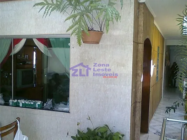 Sobrado com 300m² 2 quartos e 3 banheiros, à venda, no bairro Jardim São Francisco (Zona Leste) em São Paulo