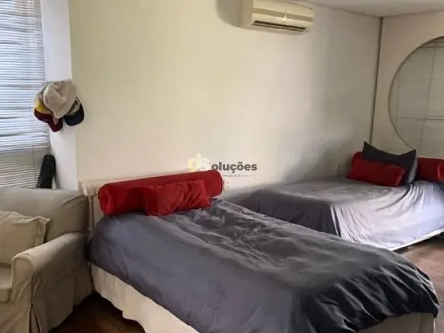 Sobrado 3 quartos e 5 banheiros, à venda, no bairro Campo Belo em São Paulo