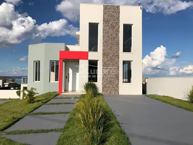 Sobrado com 672m² 3 quartos e 4 banheiros, à venda, no bairro Serrinha da Prata em Paranapanema