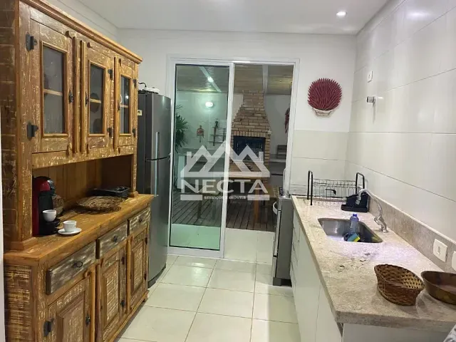 Sobrado com 150m² 4 quartos e 4 banheiros, à venda, no bairro Juquehy em São Sebastião