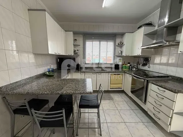 Sobrado com 198m² 3 quartos e 3 banheiros, à venda, no bairro Bortolândia em São Paulo