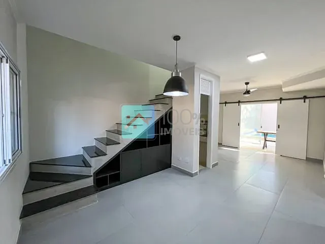 Sobrado com 180m² 3 quartos e 4 banheiros, à venda, no bairro Cidade Jardim em Jacareí