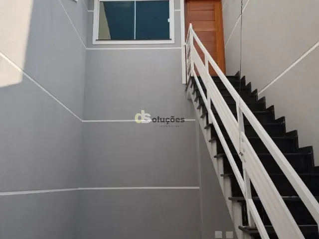 Sobrado 3 quartos e 2 banheiros, à venda, no bairro Vila Mazzei em São Paulo