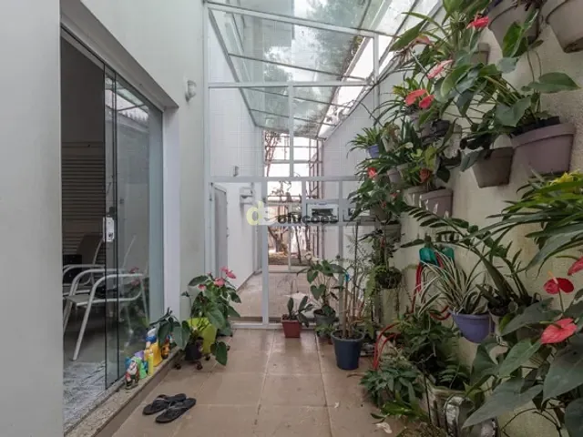 Sobrado 4 quartos e 6 banheiros, à venda, no bairro Alto da Lapa em São Paulo