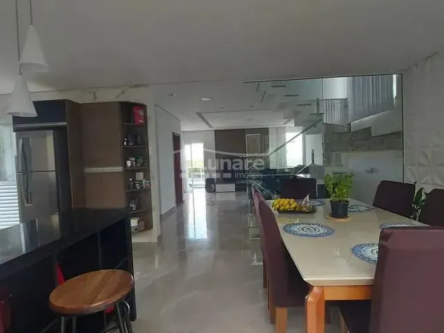 Sobrado com 250m² 3 quartos e 1 banheiro, à venda, no bairro Fazenda Rodeio em Mogi das Cruzes