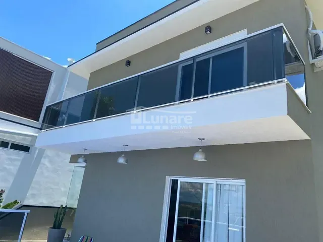 Sobrado com 250m² 3 quartos e 1 banheiro, à venda, no bairro Fazenda Rodeio em Mogi das Cruzes
