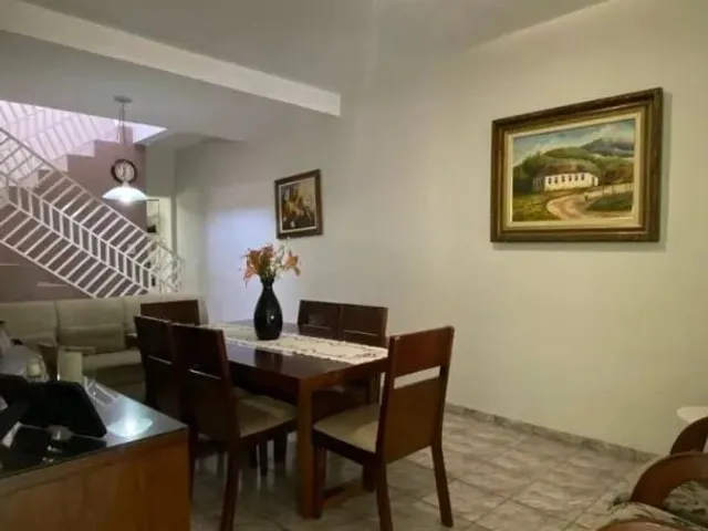 Sobrado com 125m² 3 quartos e 3 banheiros, à venda, no bairro Jardim das Indústrias em São José Dos Campos