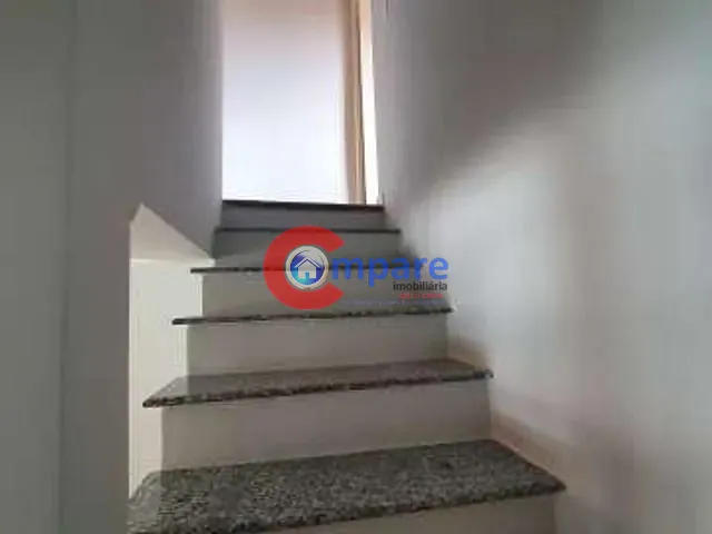 Sobrado com 80m² 2 quartos e 1 banheiro, à venda, no bairro Jardim Adriana em Guarulhos