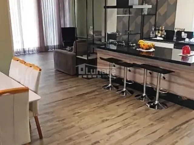 Sobrado com 280m² 3 quartos e 3 banheiros, à venda, no bairro Cézar de Souza em Mogi das Cruzes