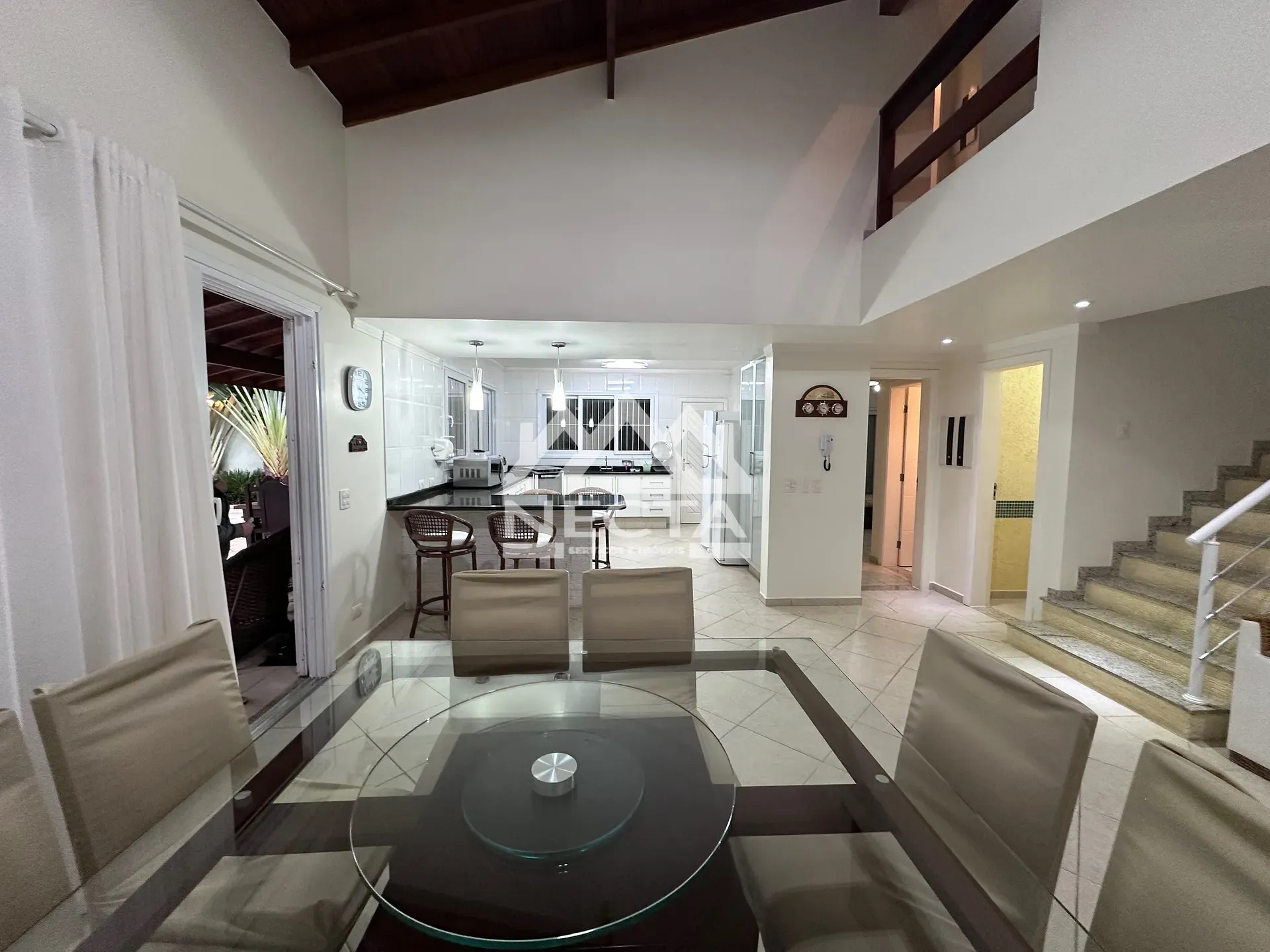 Sobrado, 3 quartos, 351 m² - Foto 9