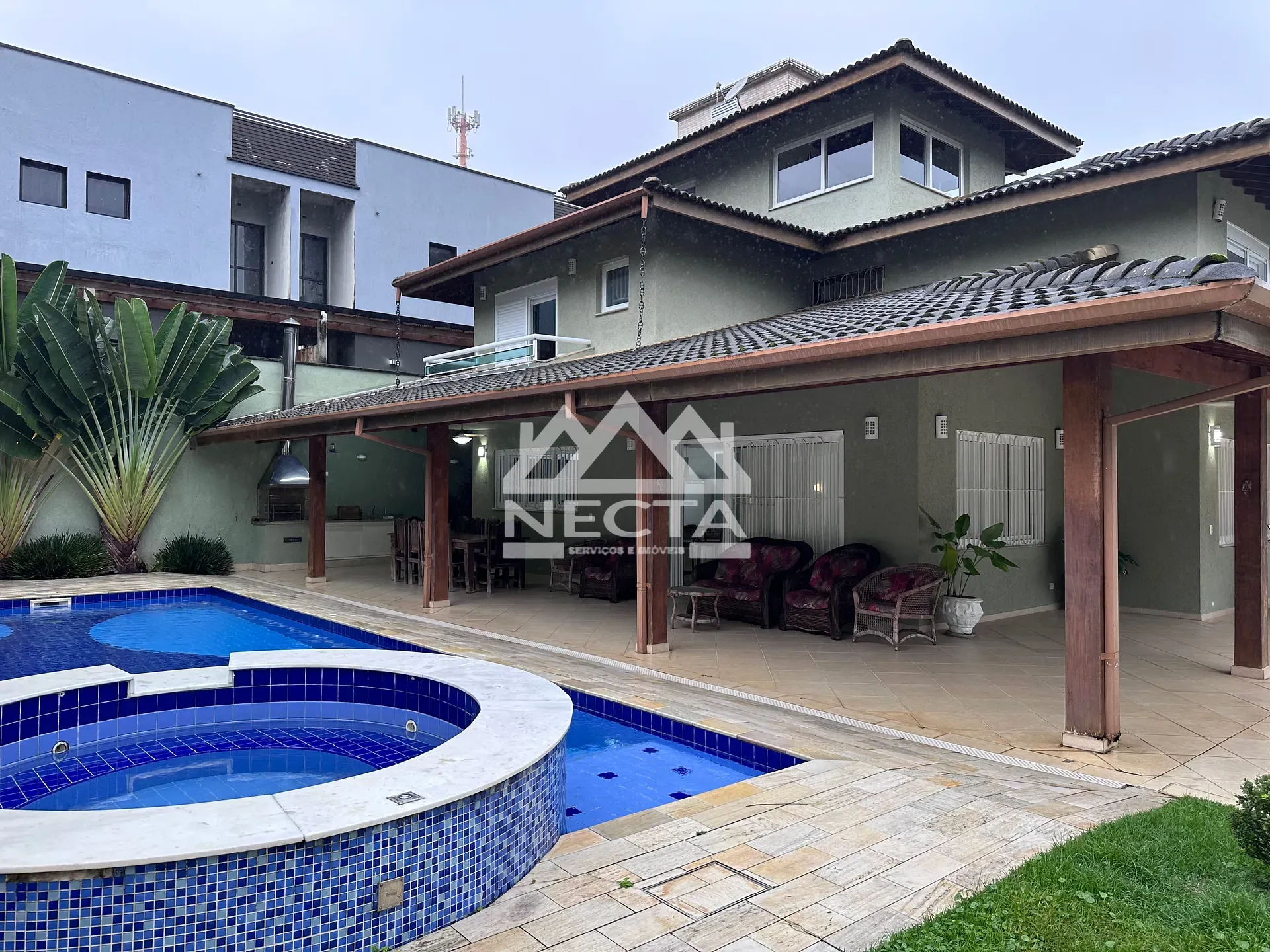 Sobrado, 3 quartos, 351 m² - Foto 1
