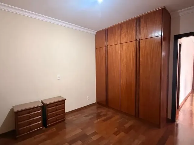 Casa com 500m² 4 quartos e 4 banheiros, à venda ou para alugar, no bairro Jardim Aquarius em São José Dos Campos
