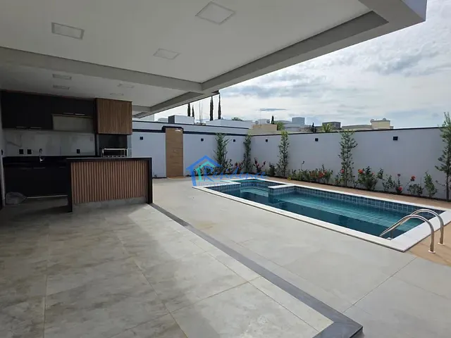 Sobrado com 338m² 4 quartos e 5 banheiros, à venda, no bairro Alto de Itaici em Indaiatuba