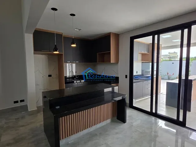 Sobrado com 338m² 4 quartos e 5 banheiros, à venda, no bairro Alto de Itaici em Indaiatuba