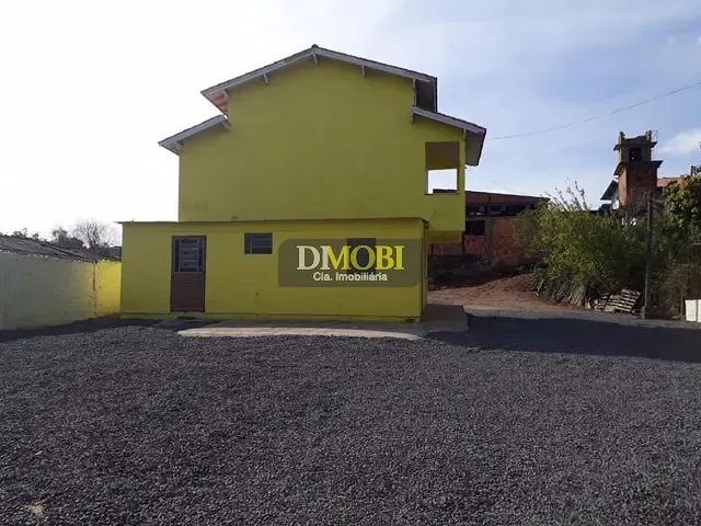 Sobrado com 1000m² 2 quartos e 2 banheiros, à venda, no bairro Barnabé em Gravataí