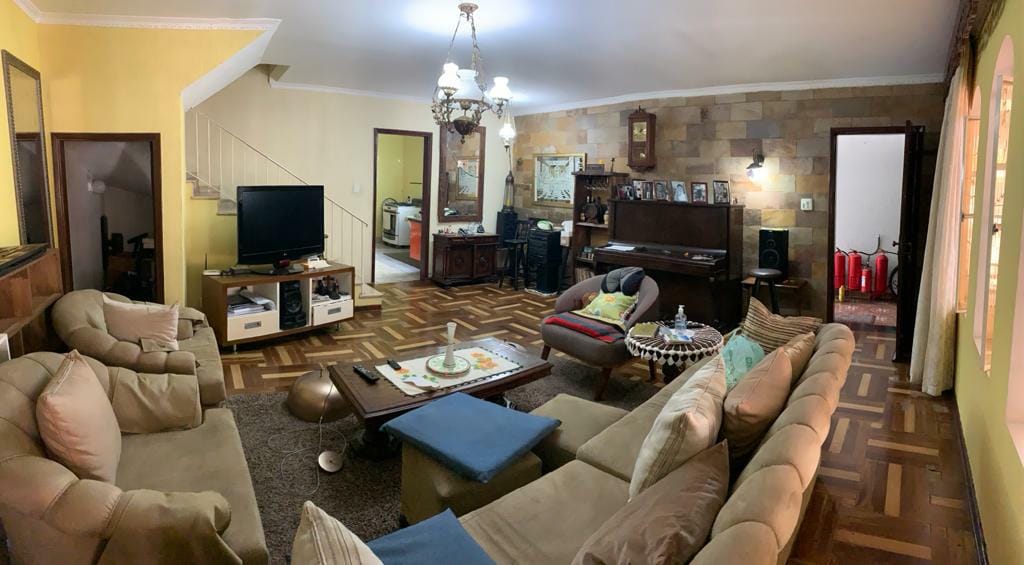 Sobrado à venda 5 Quartos, 3 Vagas, 400 m², Barcelona, São Caetano do Sul - SP