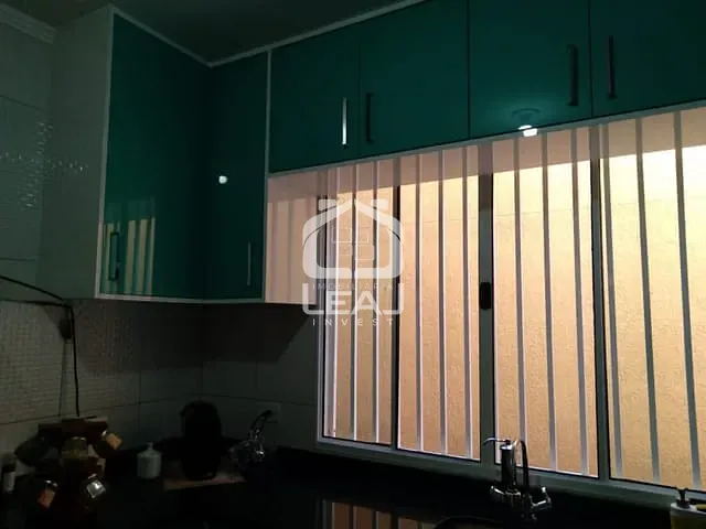 Sobrado com 130m² 3 quartos e 2 banheiros, à venda, no bairro Jardim Salete em Taboão da Serra