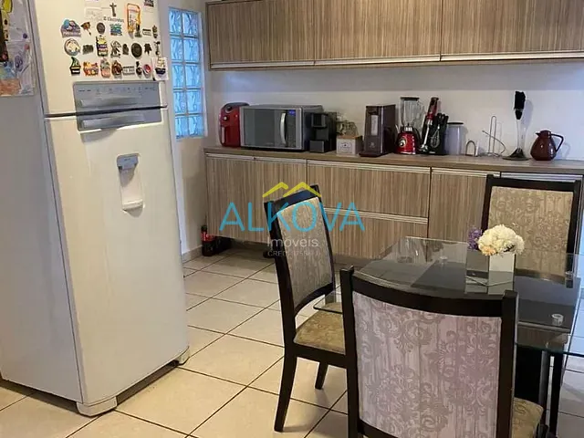 Sobrado com 250m² 4 quartos e 4 banheiros, à venda, no bairro Cidade Vista Verde em São José dos Campos