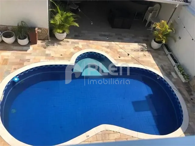 Sobrado 4 quartos e 6 banheiros, à venda, no bairro Jardim Franca em São Paulo