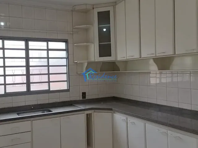 Sobrado com 125m² 3 quartos e 1 banheiro, à venda, no bairro Jardim Califórnia em Indaiatuba
