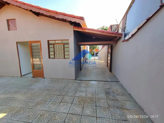 Sobrado com 275m² 3 quartos e 1 banheiro, à venda ou para alugar, no bairro Jardim Portugal em São José Dos Campos