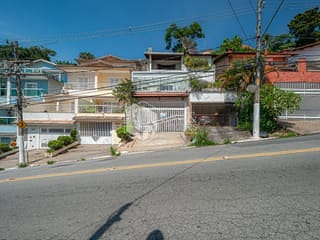 Foto do Sobrado-Sobrado para venda em Tremembé com 4 quartos, sendo 2 suítes, 236m²