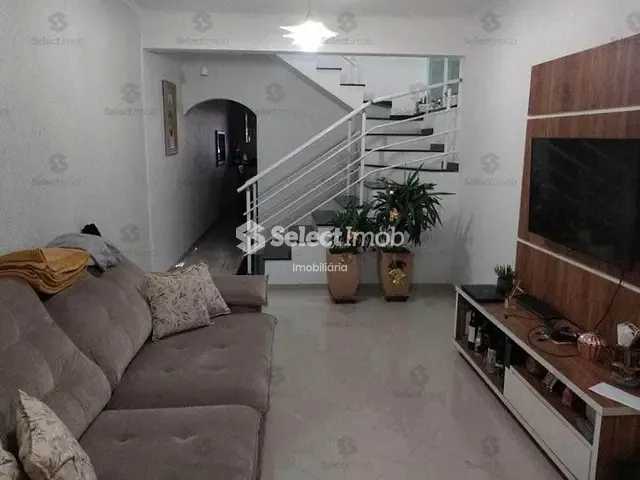 Sobrado com 210m² 4 quartos e 4 banheiros, à venda, no bairro Montanhão em São Bernardo do Campo