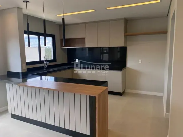 Sobrado com 250m² 3 quartos e 5 banheiros, à venda, no bairro Fazenda Rodeio em Mogi das Cruzes