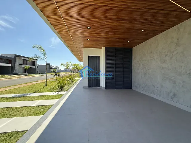 Sobrado com 318m² 3 quartos e 5 banheiros, à venda, no bairro Villa Sapezal em Indaiatuba