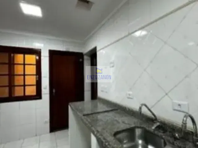 Sobrado com 200m² 7 quartos e 4 banheiros, à venda ou para alugar, no bairro Vila Jordanópolis em São Bernardo do Campo