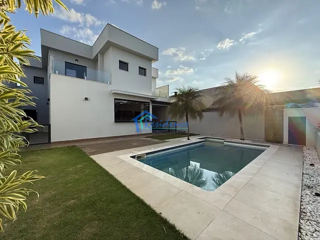 Sobrado com 360m² 4 quartos e 4 banheiros, à venda ou para alugar, no bairro Duas Marias em Indaiatuba