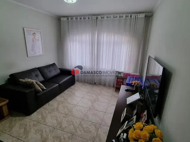 Sobrado com 221m² 3 quartos e 2 banheiros, à venda, no bairro Osvaldo Cruz em São Caetano do Sul