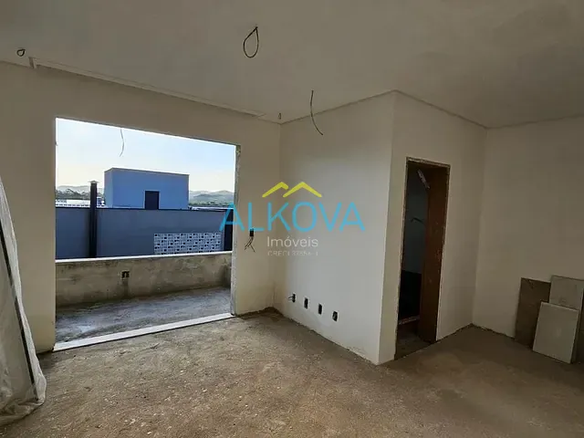 Sobrado com 600m² 4 quartos e 6 banheiros, à venda, no bairro Urbanova em São José dos Campos