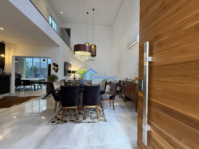 Sobrado com 323m² 3 quartos e 5 banheiros, à venda, no bairro Jardim Bréscia em Indaiatuba