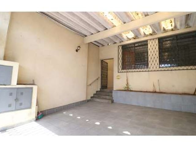 Foto do Sobrado - Sobrado para venda em Jardim Carlu com 4 quartos, sendo 2 suítes, 232m² | Lares e Andares Imóveis