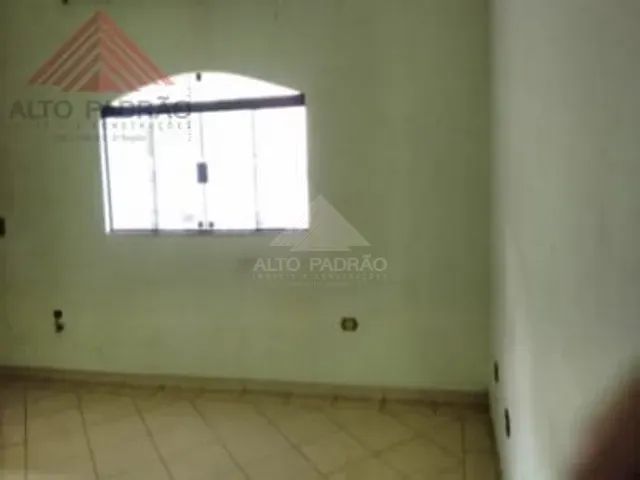 Sobrado com 100m² 2 quartos e 1 banheiro, à venda, no bairro Parque Bandeirantes em Mauá