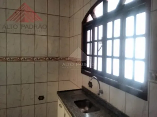 Sobrado com 100m² 2 quartos e 1 banheiro, à venda, no bairro Parque Bandeirantes em Mauá