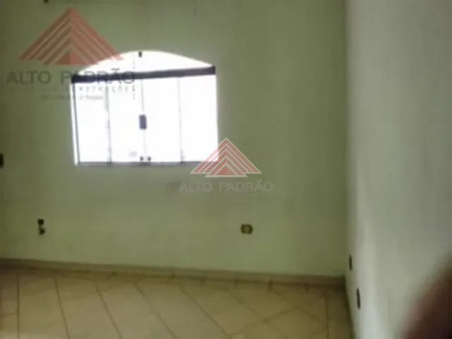 Sobrado com 100m² 2 quartos e 1 banheiro, à venda, no bairro Parque Bandeirantes em Mauá