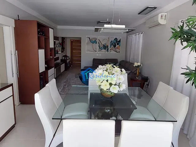 Sobrado com 360m² 3 quartos e 6 banheiros, à venda ou para alugar, no bairro Residencial Beira da Mata em Indaiatuba