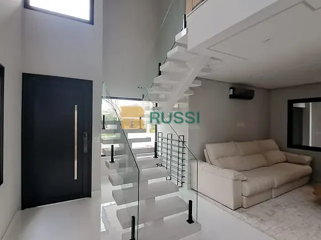 Sobrado com 270m² 4 quartos e 6 banheiros, à venda, no bairro Urbanova em São José dos Campos