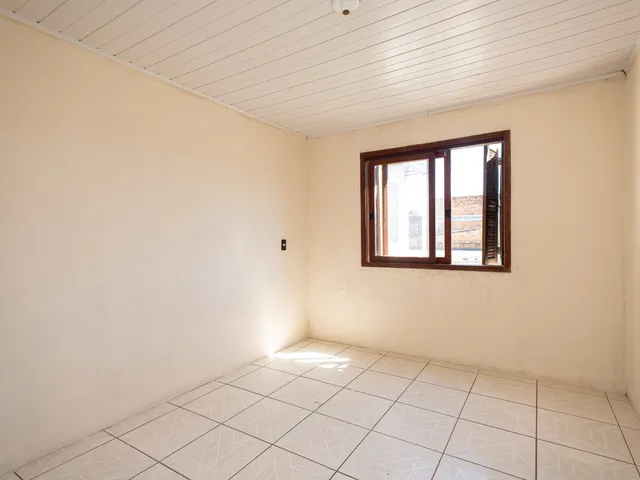 Casa 1 quarto e 1 banheiro, para alugar, no bairro Fragata em Pelotas