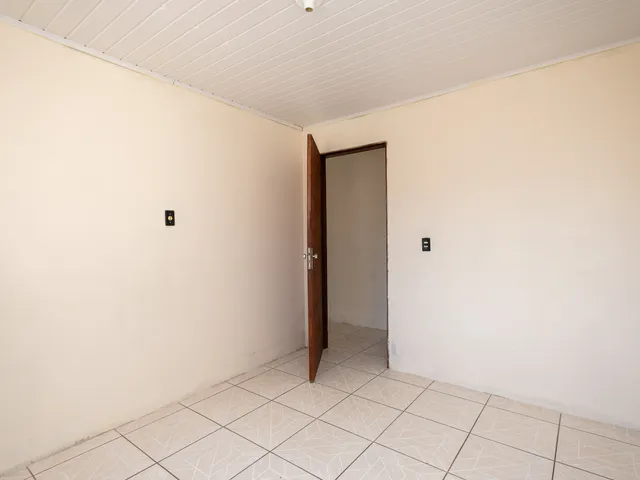 Casa 1 quarto e 1 banheiro, para alugar, no bairro Fragata em Pelotas
